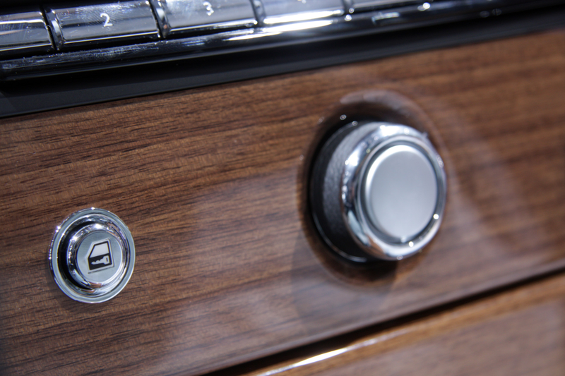 Illustration for article titled This $600K Rolls-Royce Has A City Carved Into Its Interior